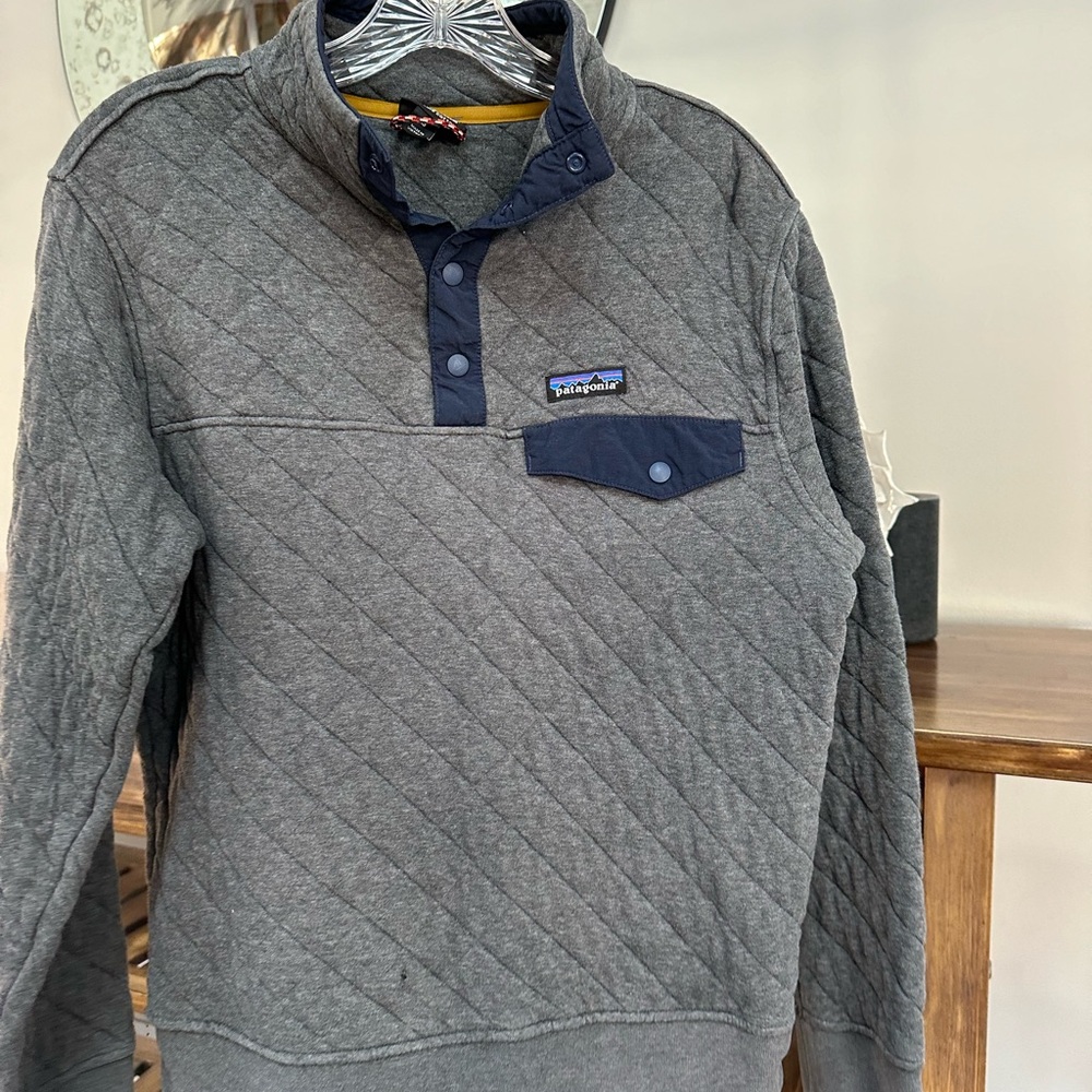 Patagonia Pullover - Picture 7 of 7